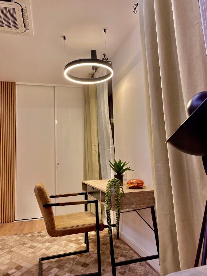 Blancris Boutique Apartment Brasov Luaran gambar