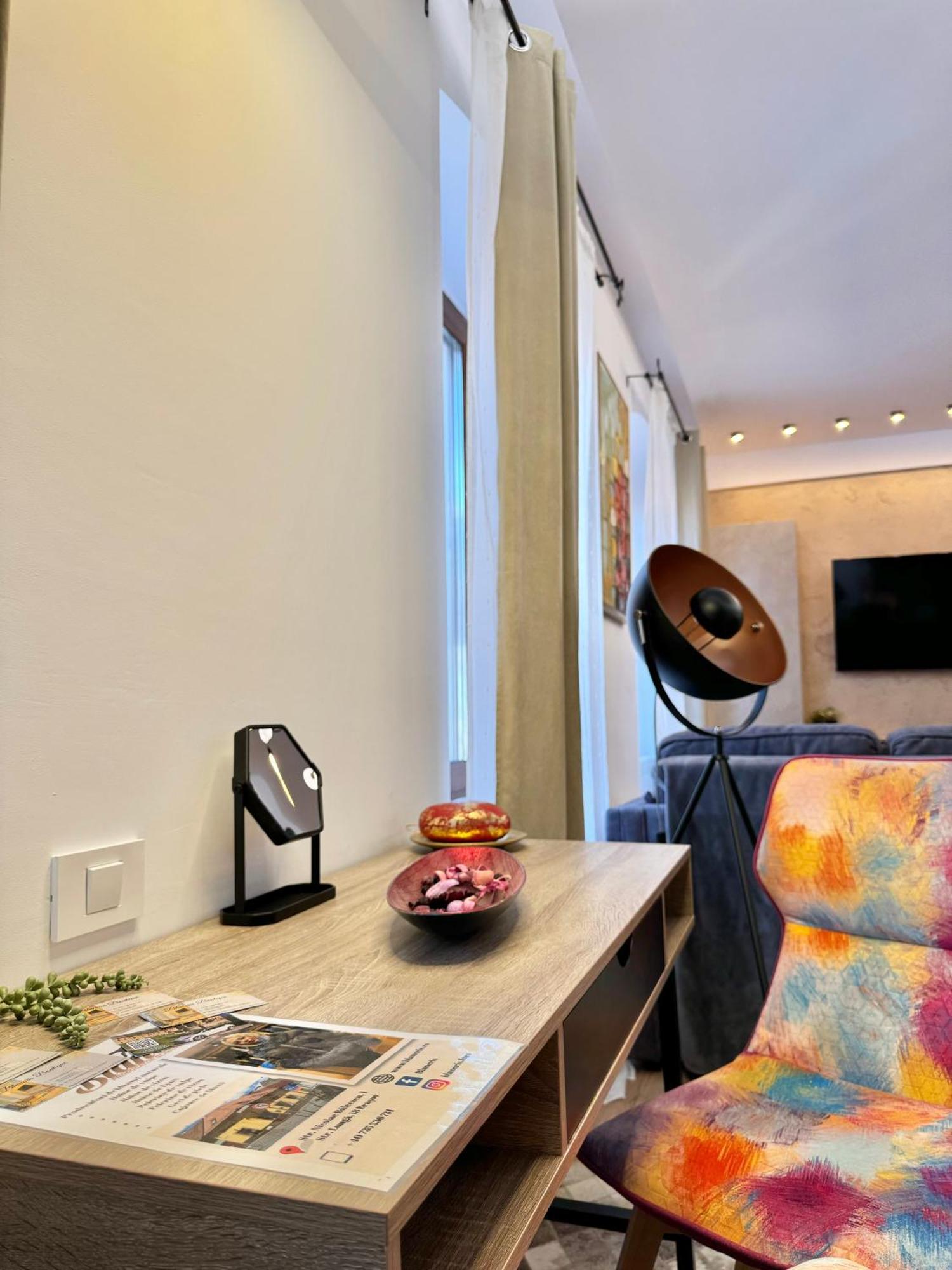 Blancris Boutique Apartment Brasov Luaran gambar