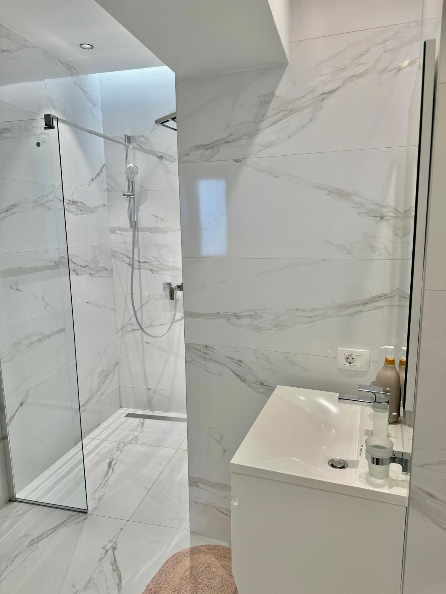 Blancris Boutique Apartment Brasov Luaran gambar