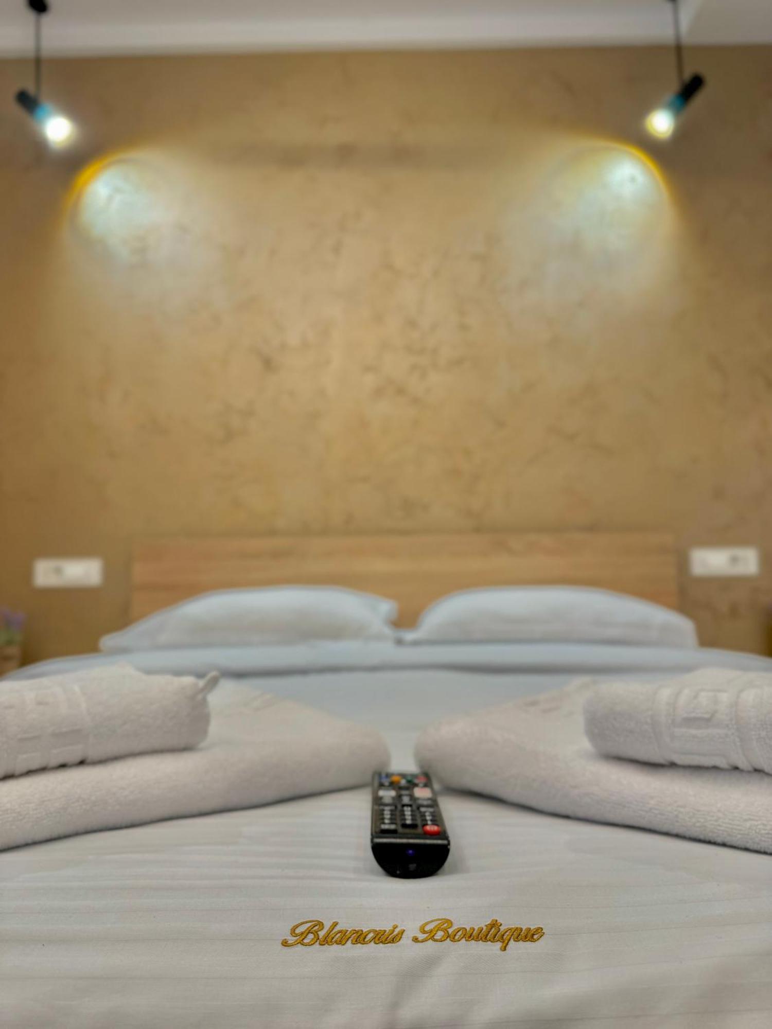 Blancris Boutique Apartment Brasov Luaran gambar