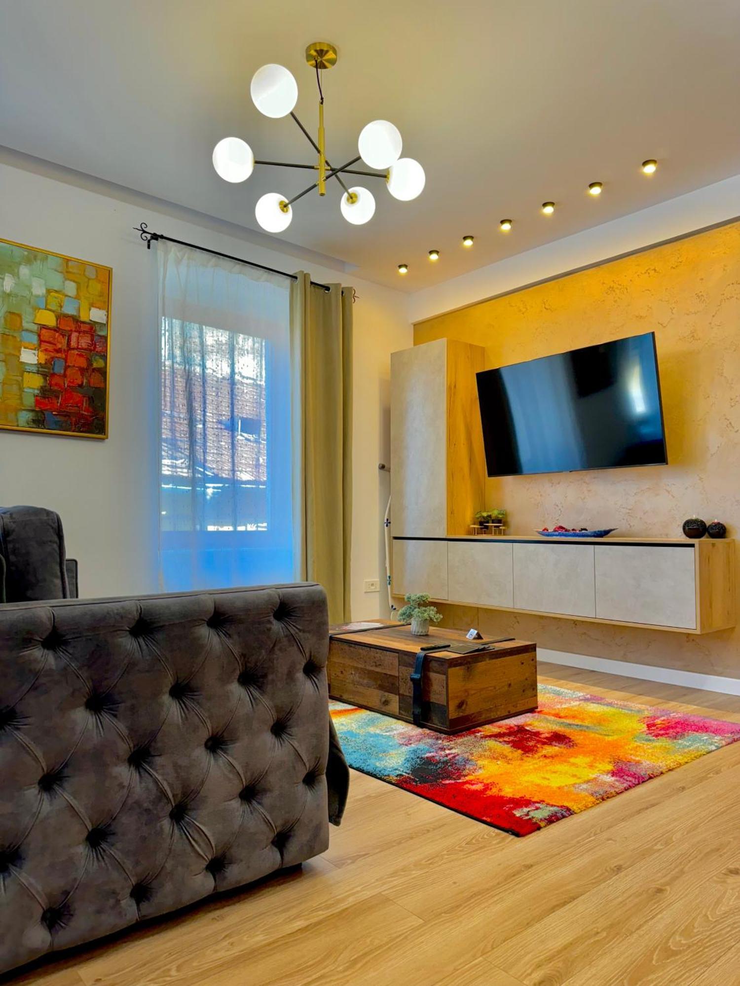 Blancris Boutique Apartment Brasov Luaran gambar